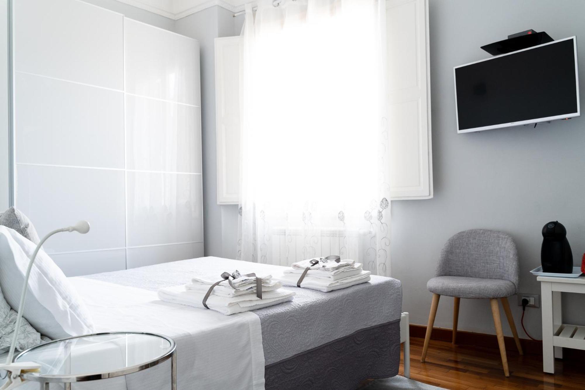The Florence Dream Terrace - Elena Grey Room photo
